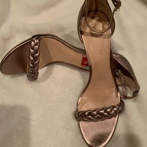 NEVER WORE Zoe by Rachel Zoe High Heel